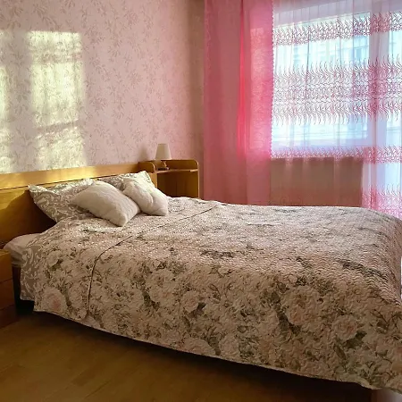 Spacious 3-room & Parking *