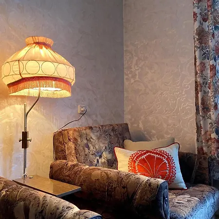 Апартаменти Spacious 3-room & Parking