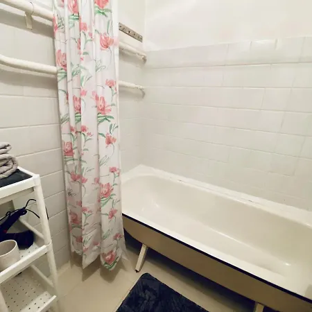 Spacious 3-room & Parking Apartment *